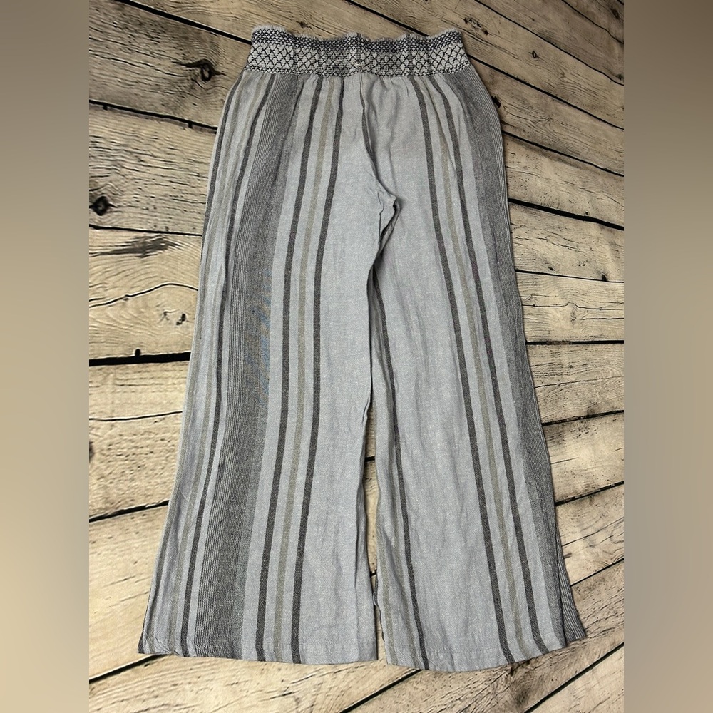 Gray Striped Wide Leg Pants - Picture 8 of 8